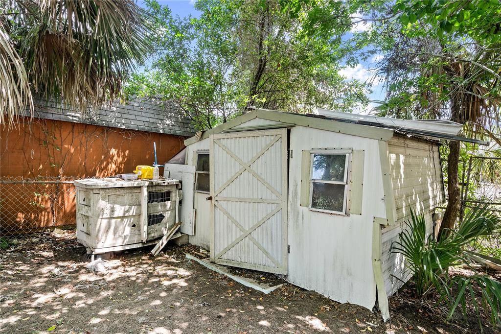 Active With Contract: $225,000 (3 beds, 2 baths, 1449 Square Feet)