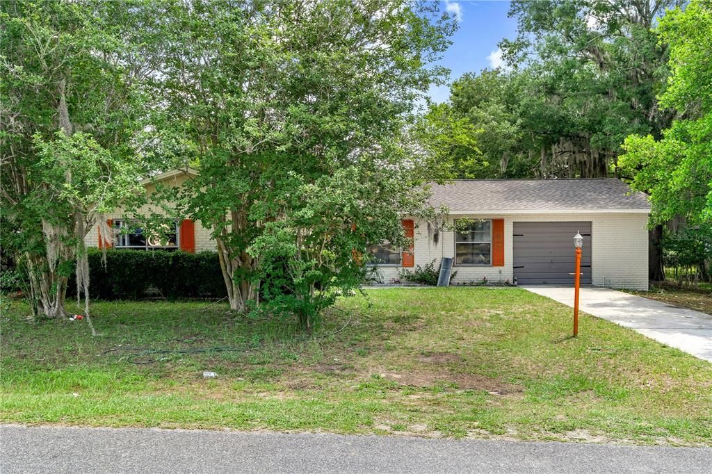 Active With Contract: $225,000 (3 beds, 2 baths, 1449 Square Feet)