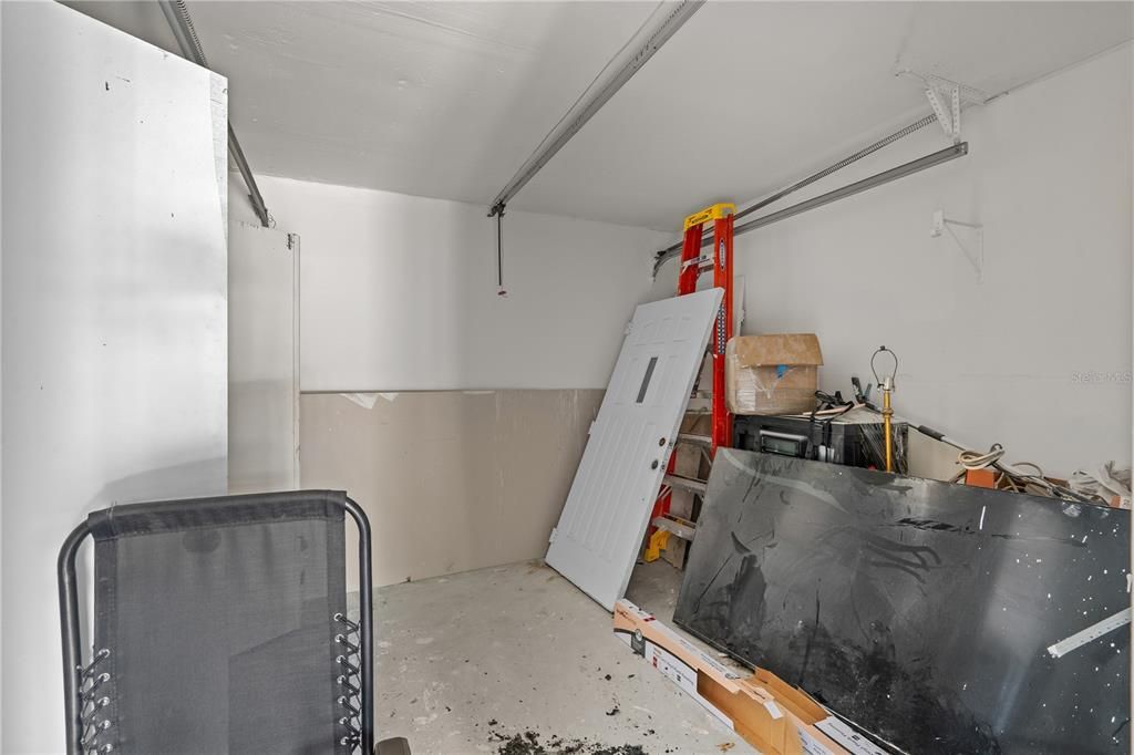 Active With Contract: $225,000 (3 beds, 2 baths, 1449 Square Feet)