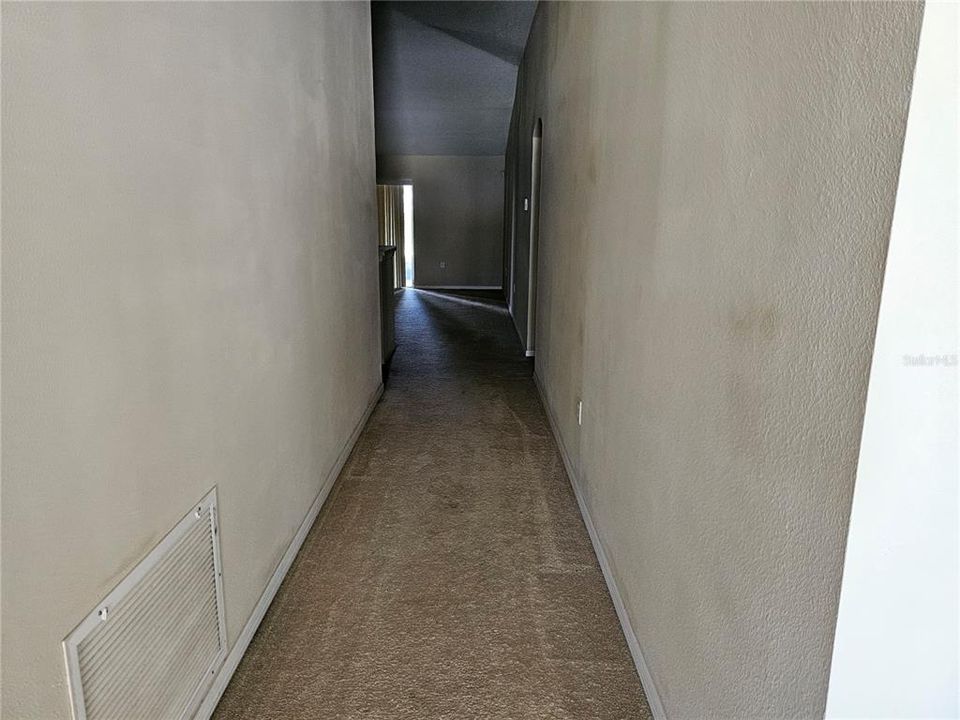 For Rent: $1,950 (3 beds, 2 baths, 2052 Square Feet)