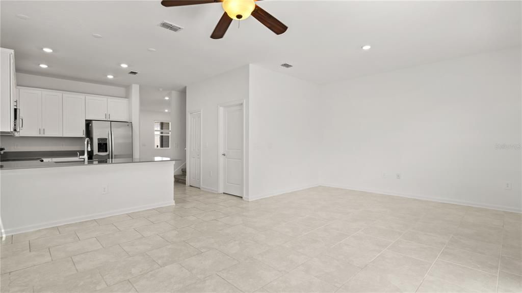 For Sale: $335,000 (3 beds, 2 baths, 1797 Square Feet)