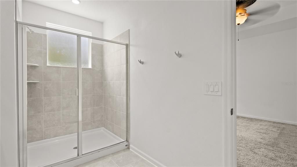 For Sale: $335,000 (3 beds, 2 baths, 1797 Square Feet)