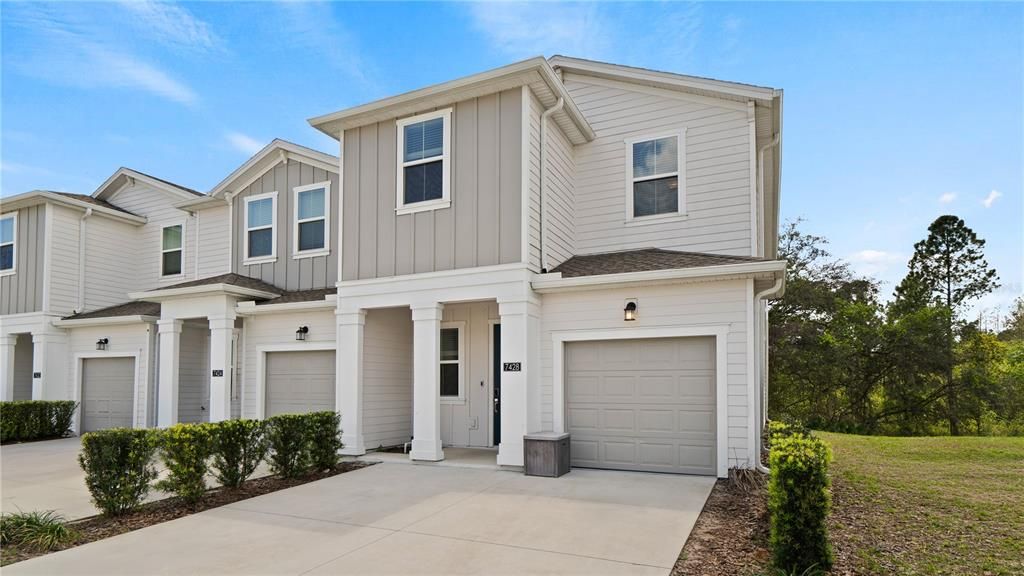 For Sale: $335,000 (3 beds, 2 baths, 1797 Square Feet)