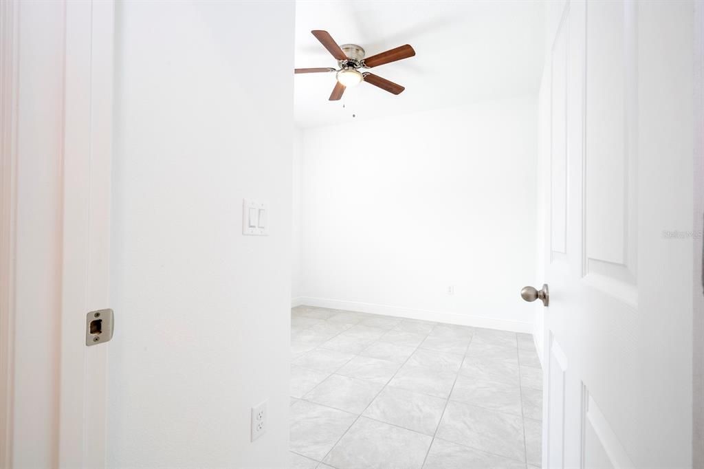 Activo con contrato: $279,899 (4 camas, 2 baños, 1696 Pies cuadrados)