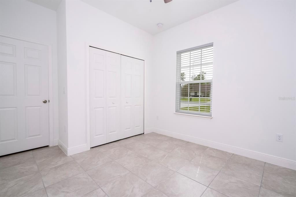 Activo con contrato: $279,899 (4 camas, 2 baños, 1696 Pies cuadrados)