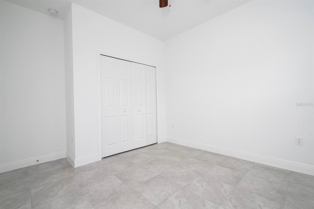Activo con contrato: $279,899 (4 camas, 2 baños, 1696 Pies cuadrados)