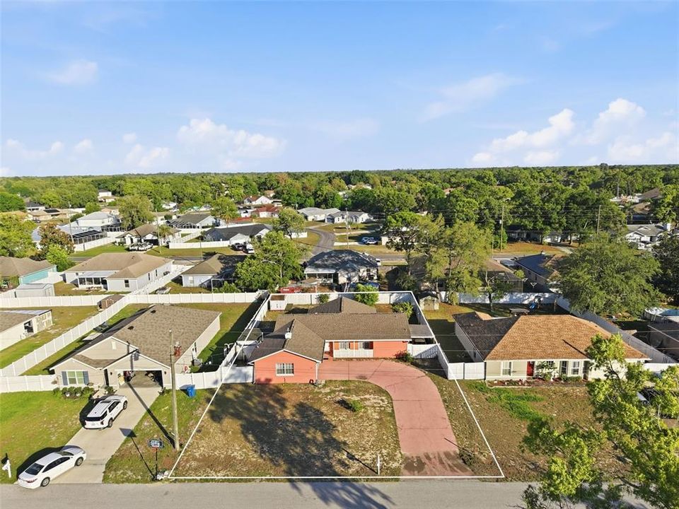 Active With Contract: $245,000 (2 beds, 2 baths, 1385 Square Feet)