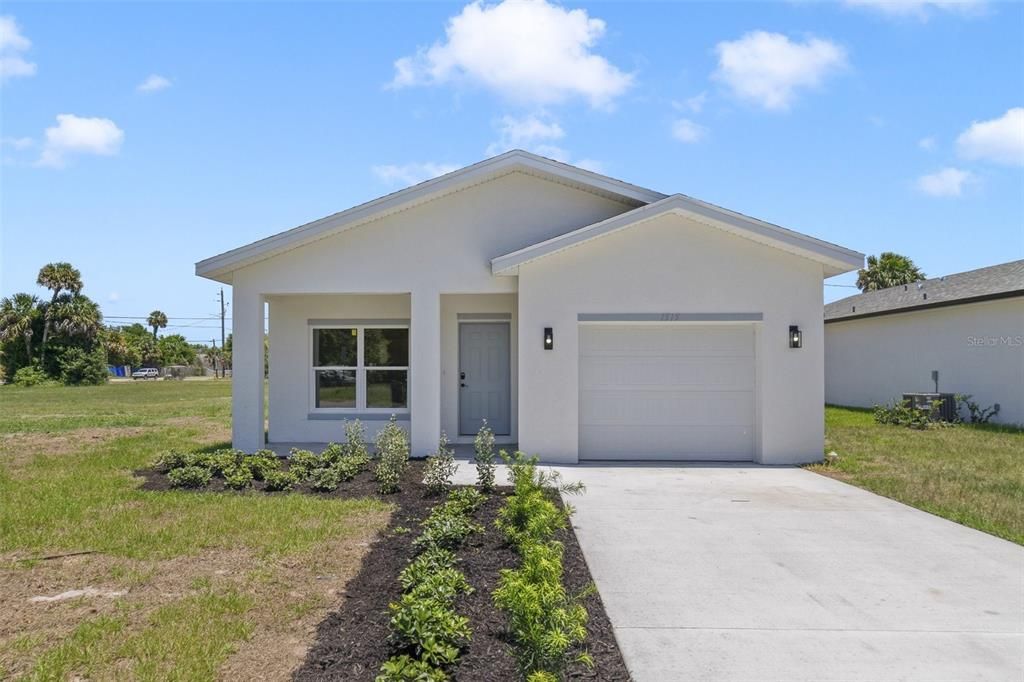 For Sale: $290,000 (3 beds, 2 baths, 1384 Square Feet)