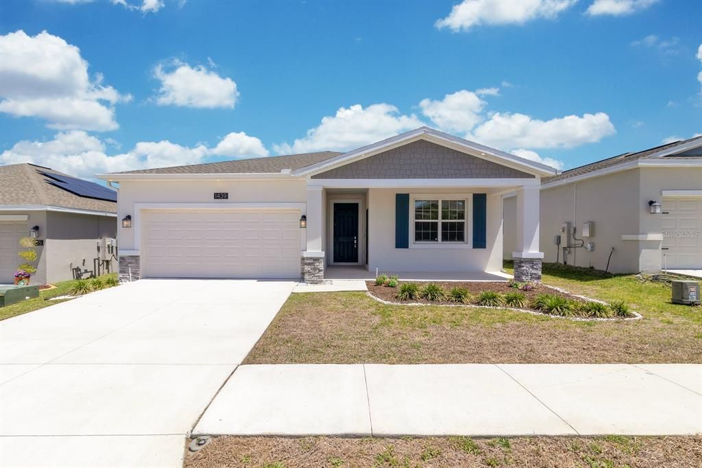 Active With Contract: $372,999 (4 beds, 3 baths, 2080 Square Feet)