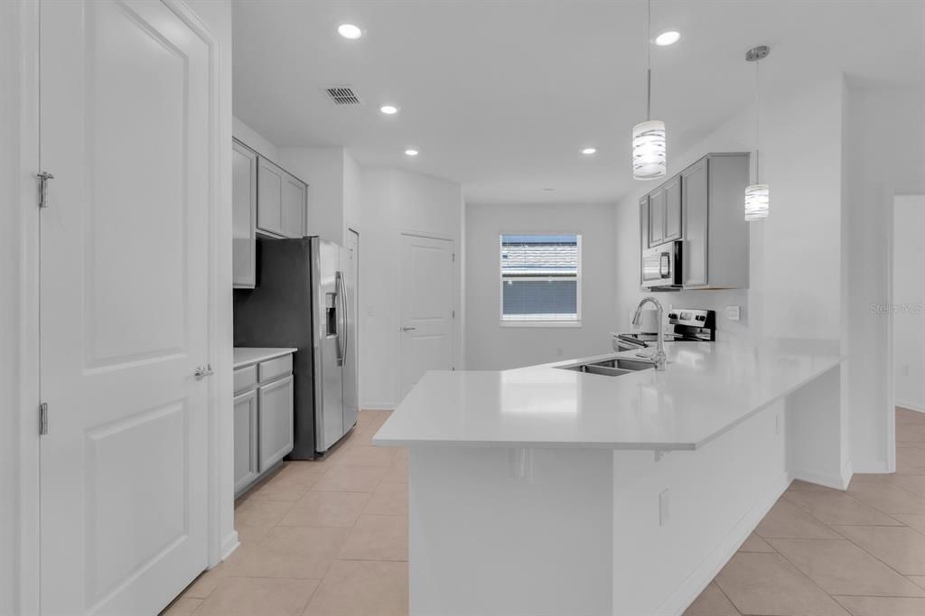 Active With Contract: $372,999 (4 beds, 3 baths, 2080 Square Feet)
