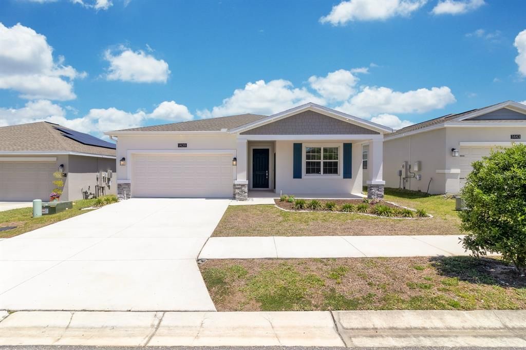 Active With Contract: $372,999 (4 beds, 3 baths, 2080 Square Feet)