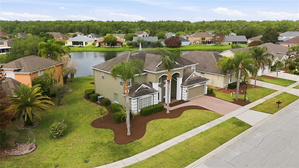 Active With Contract: $639,900 (5 beds, 3 baths, 3270 Square Feet)