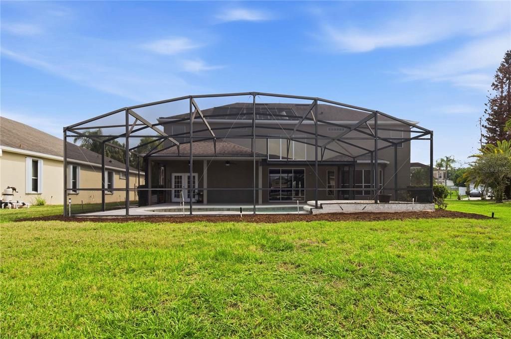 Active With Contract: $639,900 (5 beds, 3 baths, 3270 Square Feet)