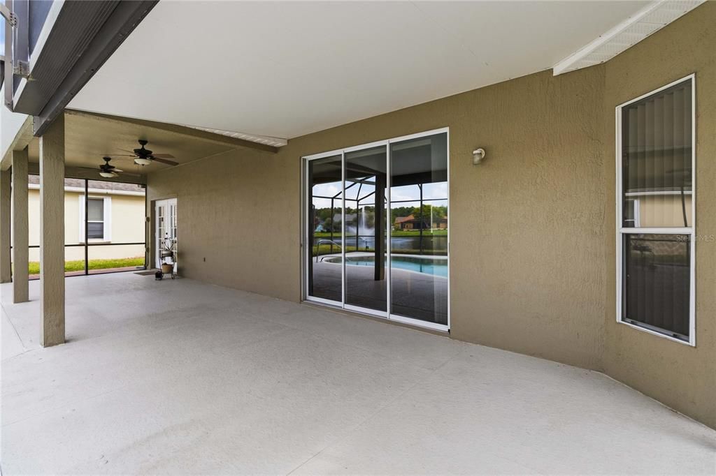 Active With Contract: $639,900 (5 beds, 3 baths, 3270 Square Feet)