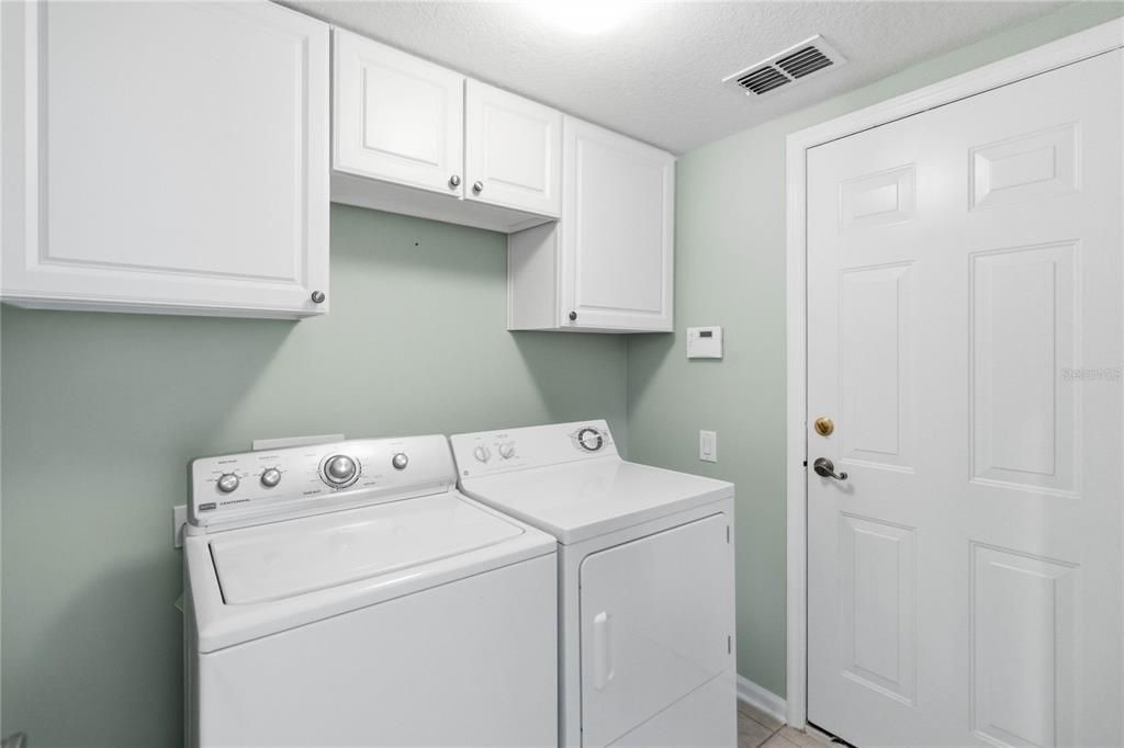 Active With Contract: $639,900 (5 beds, 3 baths, 3270 Square Feet)