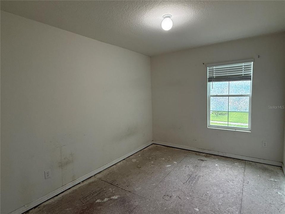 For Sale: $243,000 (4 beds, 2 baths, 2268 Square Feet)