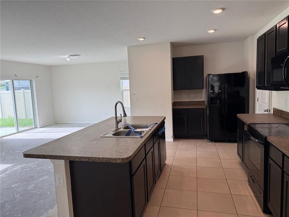 For Sale: $243,000 (4 beds, 2 baths, 2268 Square Feet)