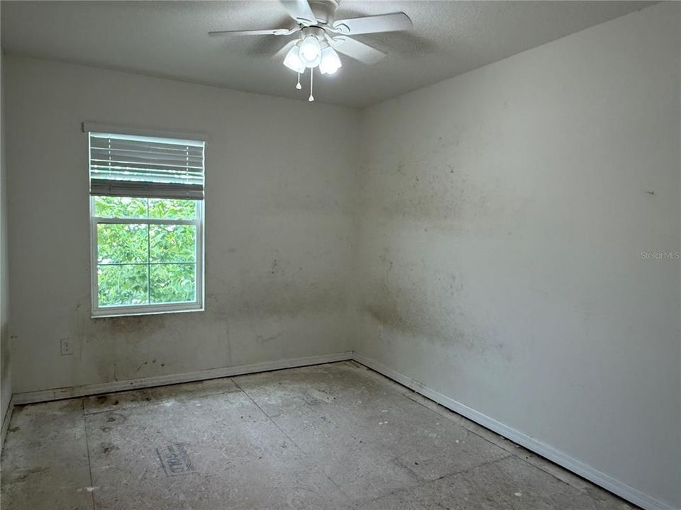 For Sale: $243,000 (4 beds, 2 baths, 2268 Square Feet)