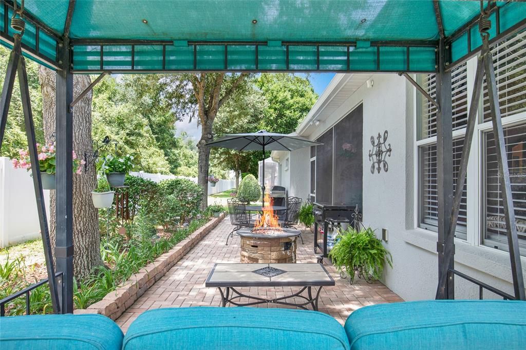 En Venta: $389,999 (3 camas, 2 baños, 2456 Pies cuadrados)