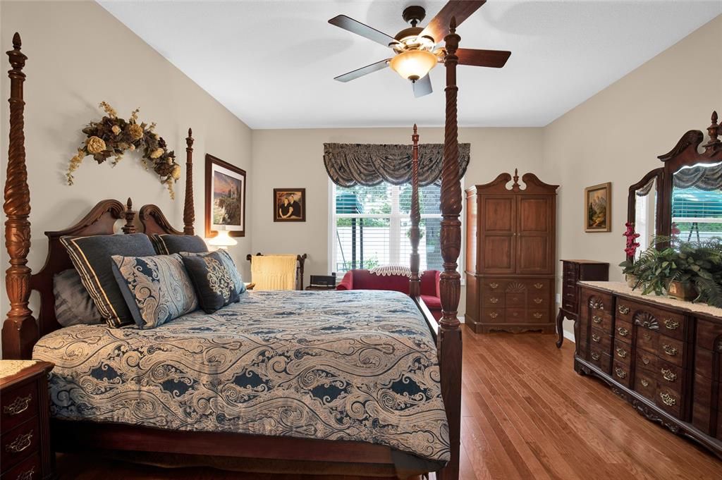 En Venta: $389,999 (3 camas, 2 baños, 2456 Pies cuadrados)