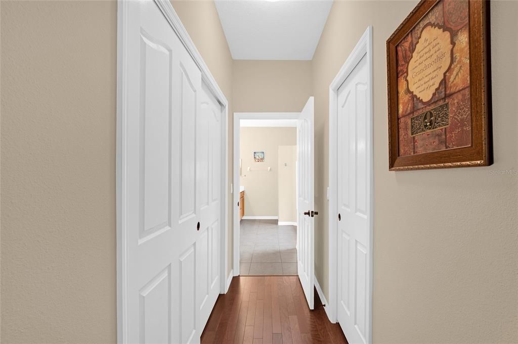En Venta: $389,999 (3 camas, 2 baños, 2456 Pies cuadrados)