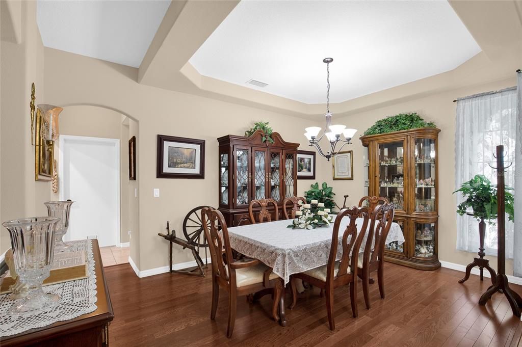 En Venta: $389,999 (3 camas, 2 baños, 2456 Pies cuadrados)