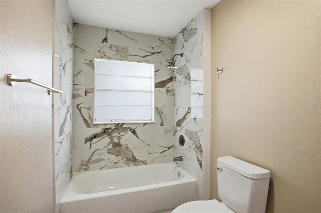 For Sale: $279,900 (3 beds, 2 baths, 1440 Square Feet)