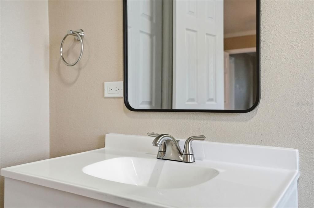 For Sale: $279,900 (3 beds, 2 baths, 1440 Square Feet)