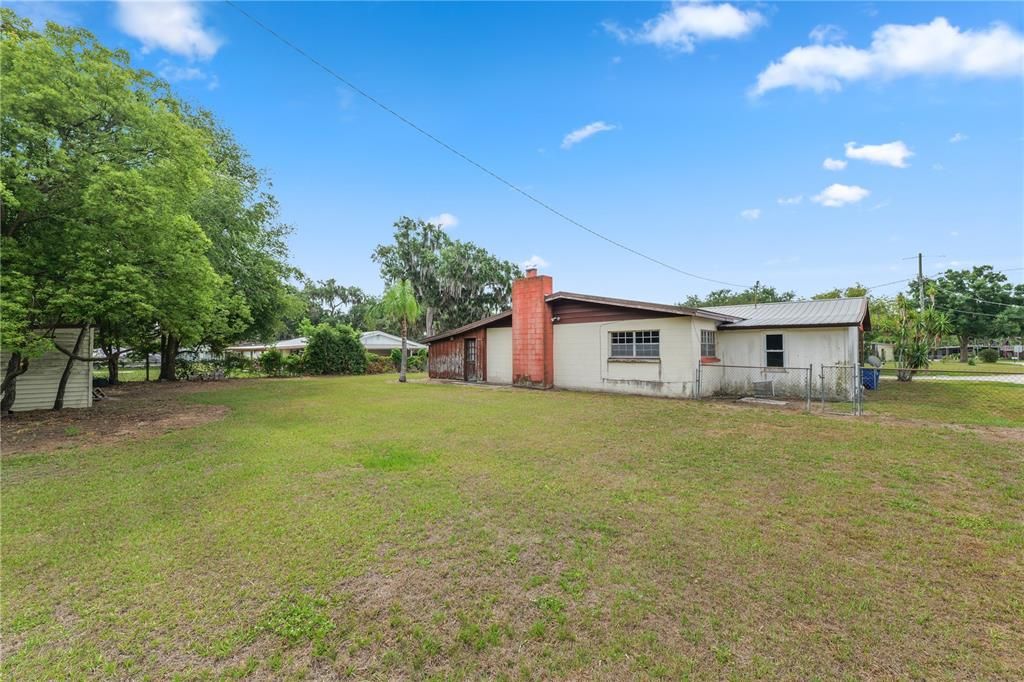 For Sale: $219,000 (4 beds, 2 baths, 2487 Square Feet)