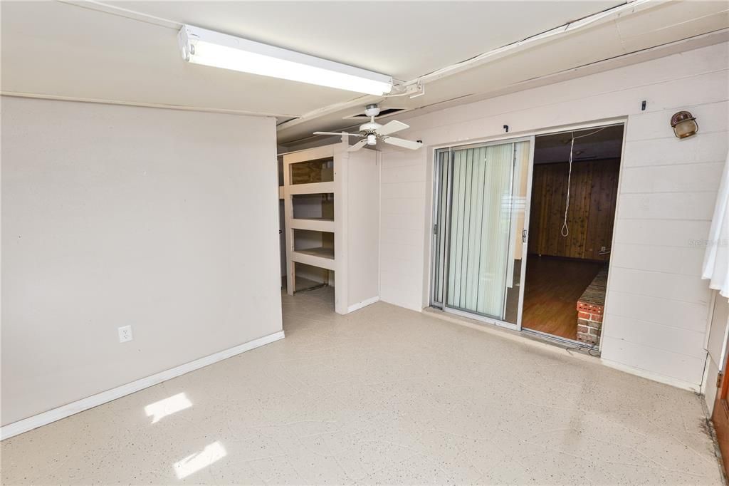For Sale: $219,000 (4 beds, 2 baths, 2487 Square Feet)