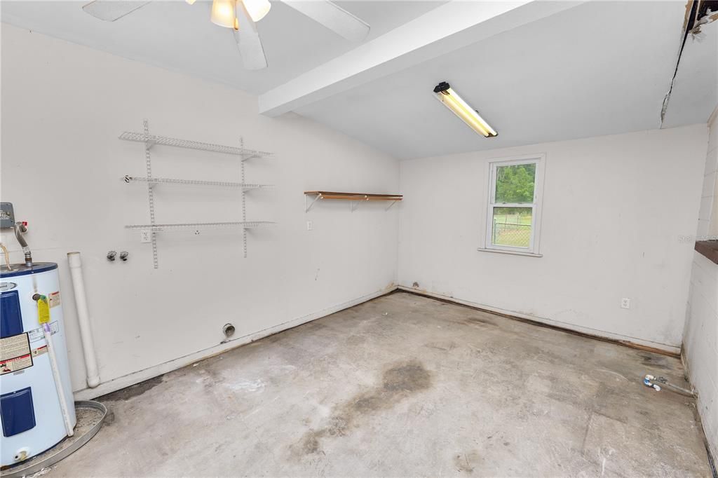 For Sale: $219,000 (4 beds, 2 baths, 2487 Square Feet)