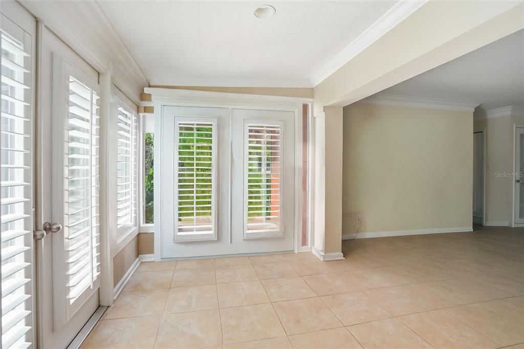 For Sale: $475,000 (4 beds, 3 baths, 2173 Square Feet)