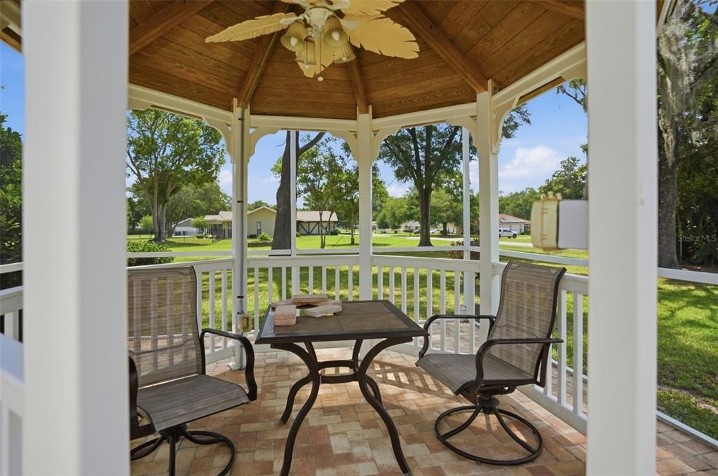 For Sale: $475,000 (4 beds, 3 baths, 2173 Square Feet)