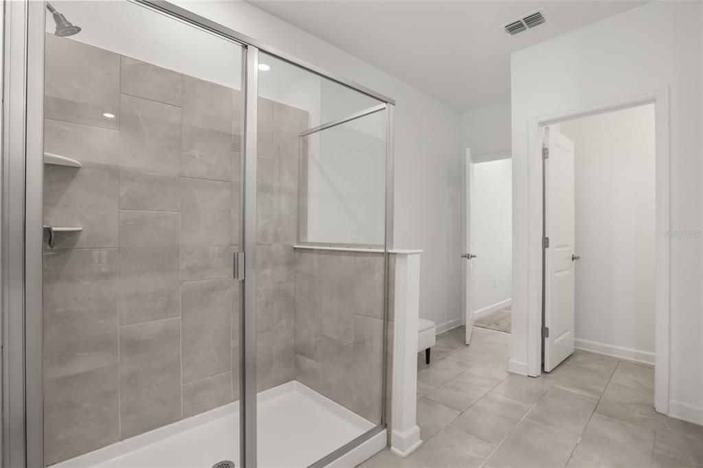En Venta: $729,950 (6 camas, 5 baños, 3291 Pies cuadrados)