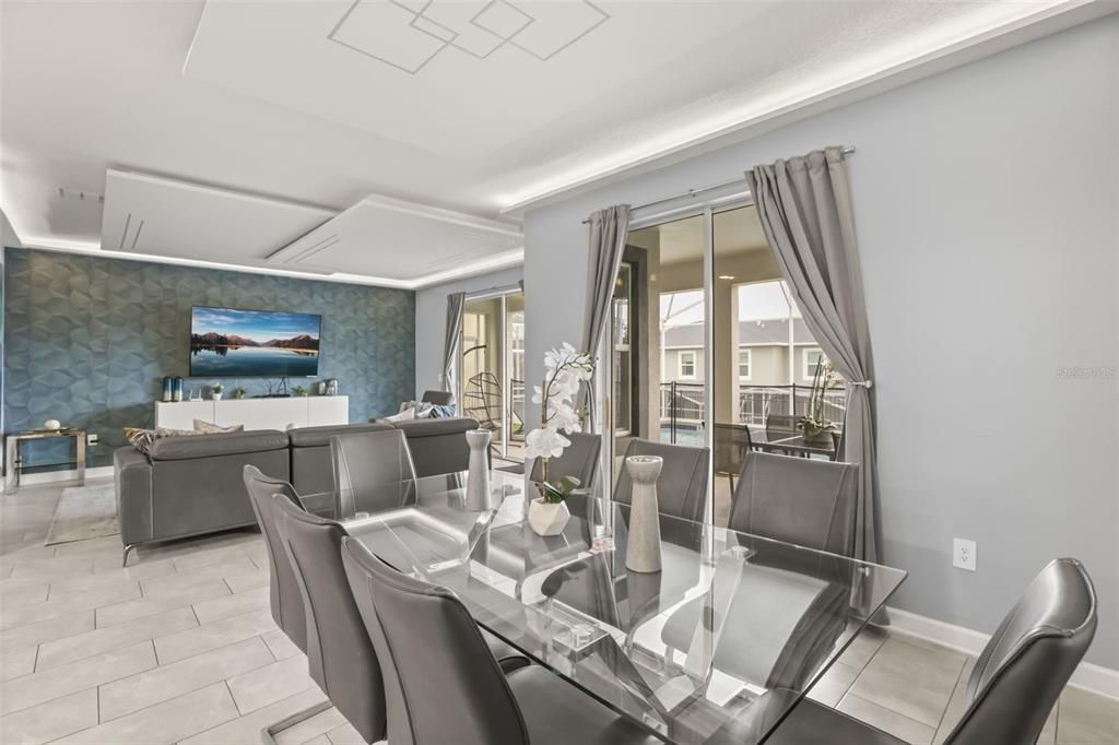 En Venta: $729,950 (6 camas, 5 baños, 3291 Pies cuadrados)