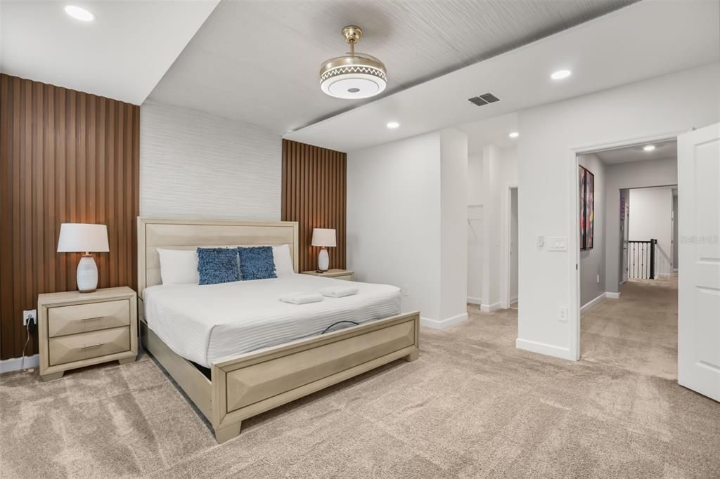 En Venta: $729,950 (6 camas, 5 baños, 3291 Pies cuadrados)