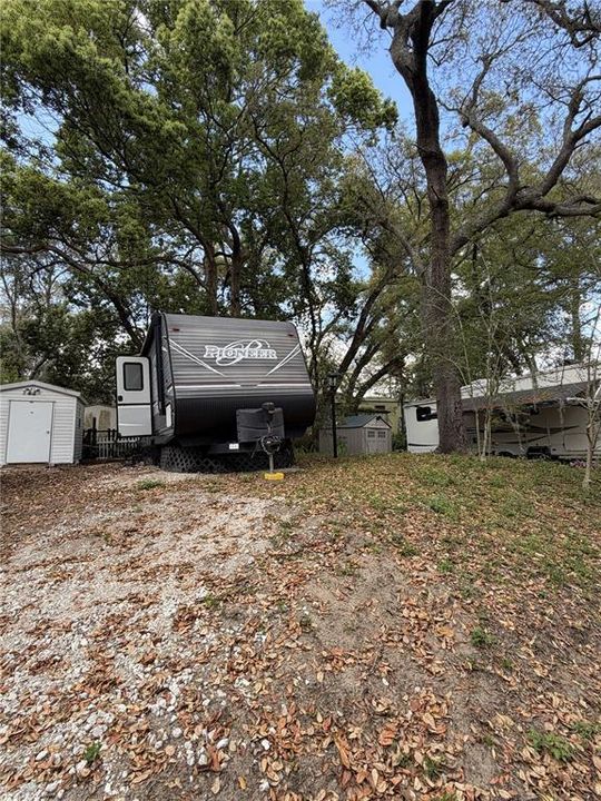 For Sale: $80,000 (1 beds, 1 baths, 310 Square Feet)