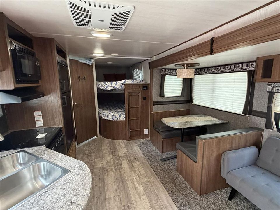 For Sale: $80,000 (1 beds, 1 baths, 310 Square Feet)
