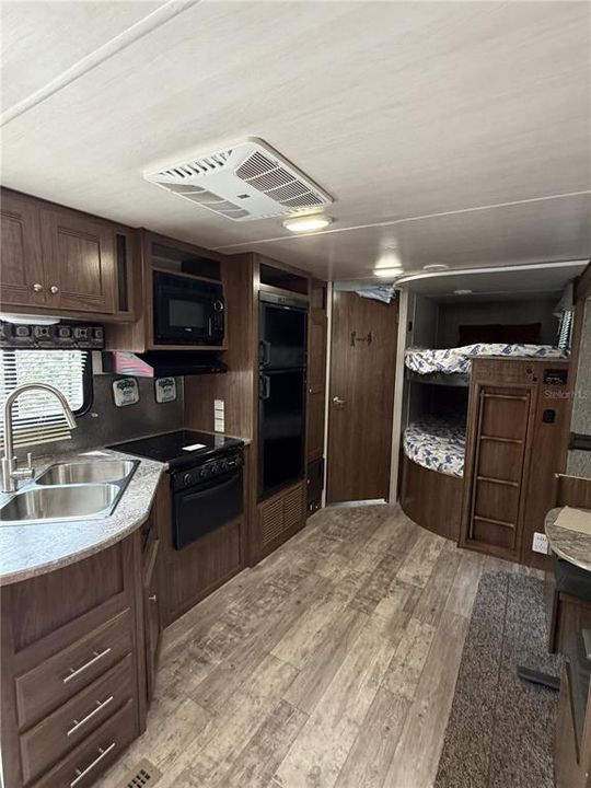For Sale: $80,000 (1 beds, 1 baths, 310 Square Feet)