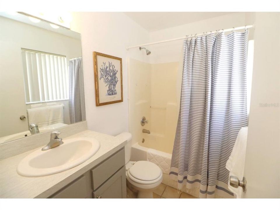For Rent: $3,500 (2 beds, 2 baths, 1000 Square Feet)