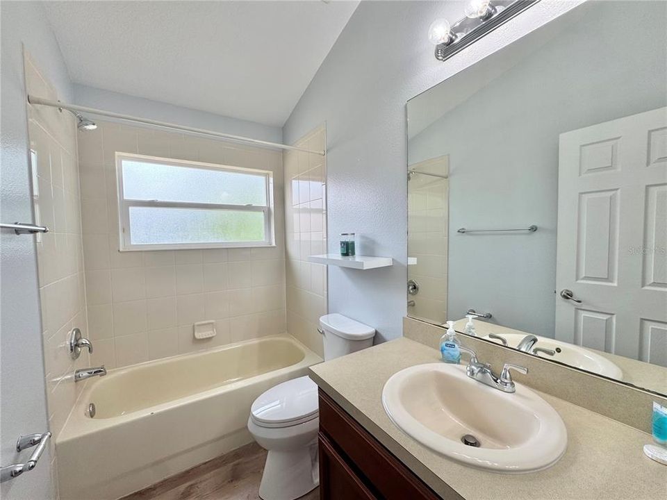 В аренду: $2,900 (5 спален, 4 ванн, 2195 Квадратных фут)