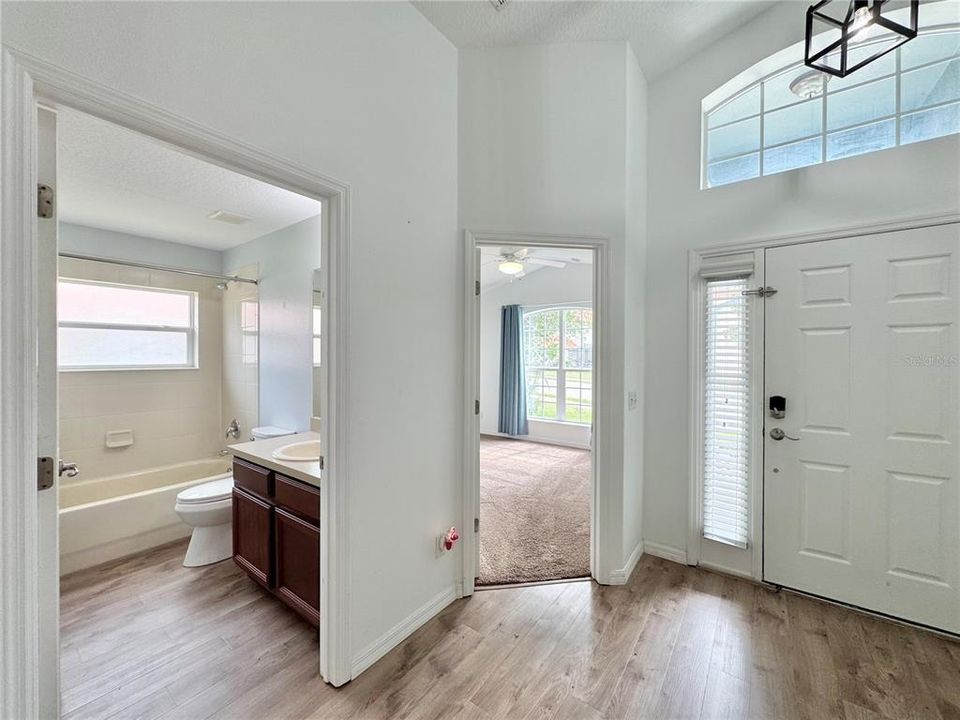 В аренду: $2,900 (5 спален, 4 ванн, 2195 Квадратных фут)