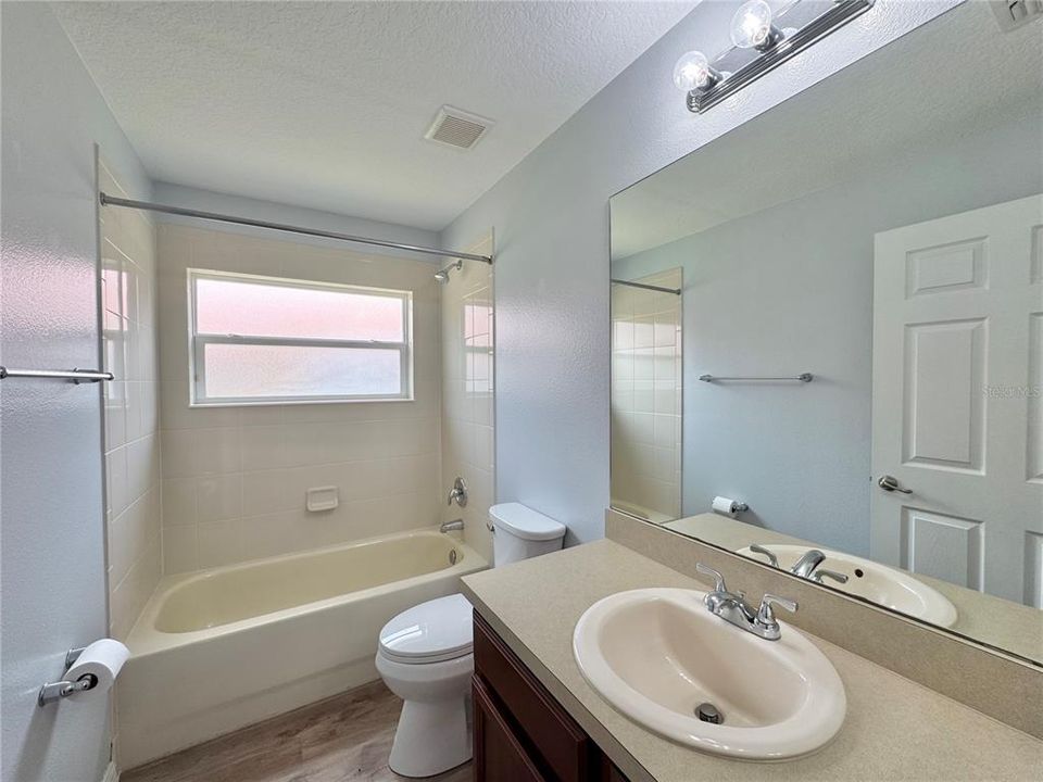 В аренду: $2,900 (5 спален, 4 ванн, 2195 Квадратных фут)