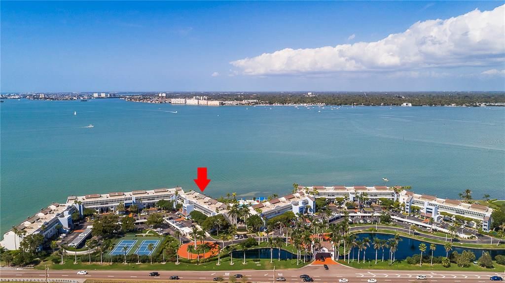 For Rent: $3,500 (2 beds, 2 baths, 1255 Square Feet)