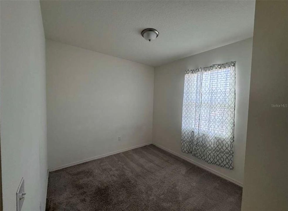 На продажу: $340,000 (4 спален, 2 ванн, 1983 Квадратных фут)