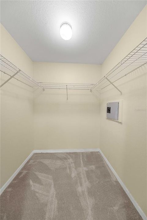 Active With Contract: $269,900 (2 beds, 2 baths, 1275 Square Feet)
