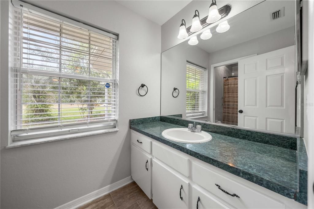 Active With Contract: $269,900 (2 beds, 2 baths, 1275 Square Feet)