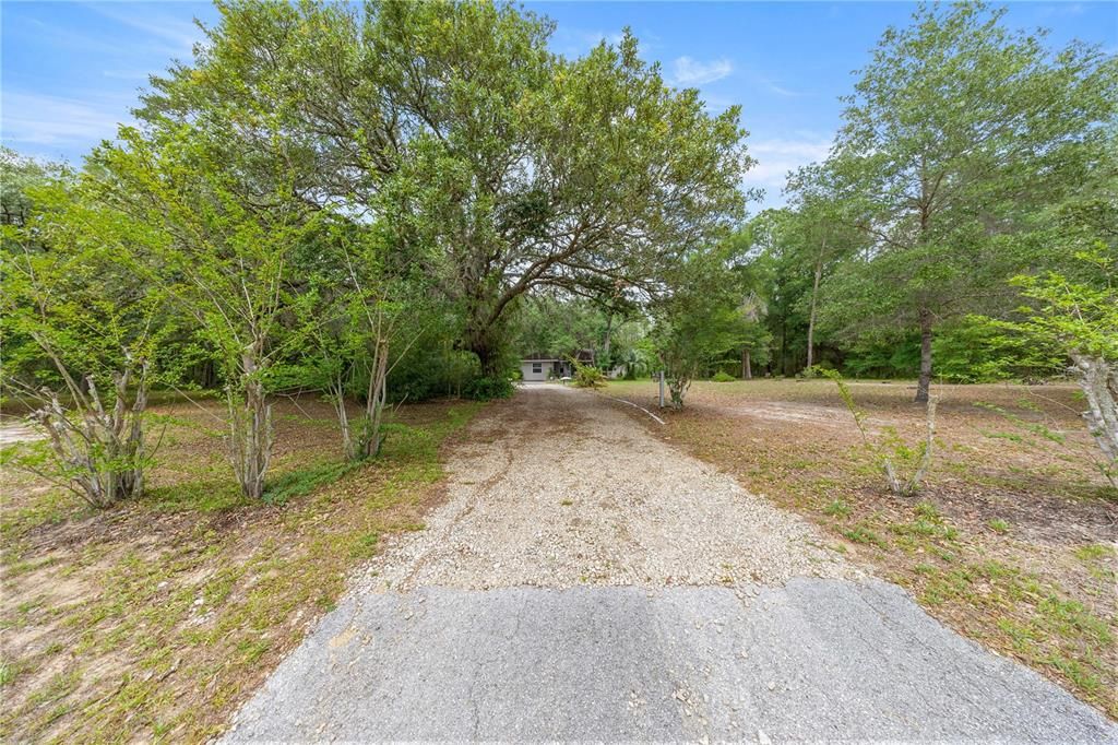 Active With Contract: $269,900 (2 beds, 2 baths, 1275 Square Feet)