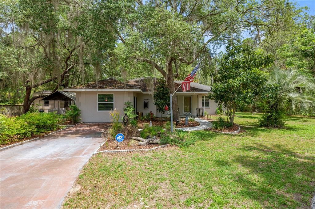 Active With Contract: $269,900 (2 beds, 2 baths, 1275 Square Feet)