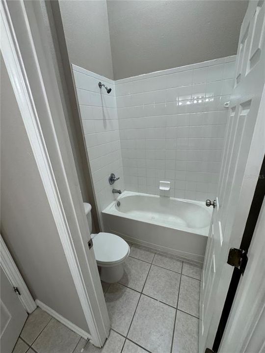 En Venta: $265,000 (3 camas, 2 baños, 1565 Pies cuadrados)